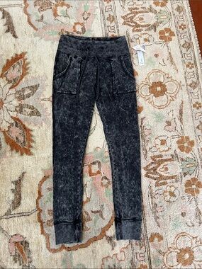 Grey black sweat pants